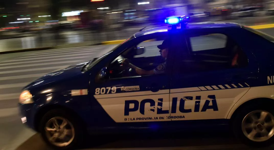 Policía noche