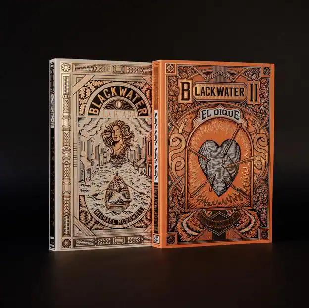 Los dos primeros libros de la saga Blackwater, de Michael McDowell.