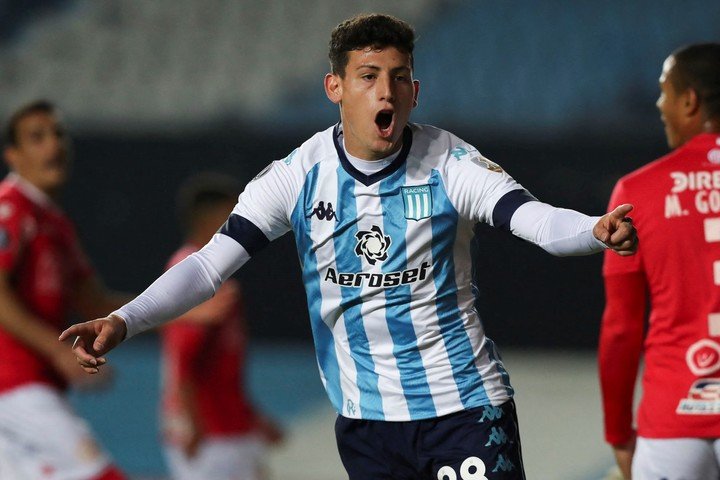 Tomás Chancalay y la noche de mayo de 2021 en que le marcó un hat trick a Rentistas de Uruguay, por Copa Libertadores. Foto: AFP.
