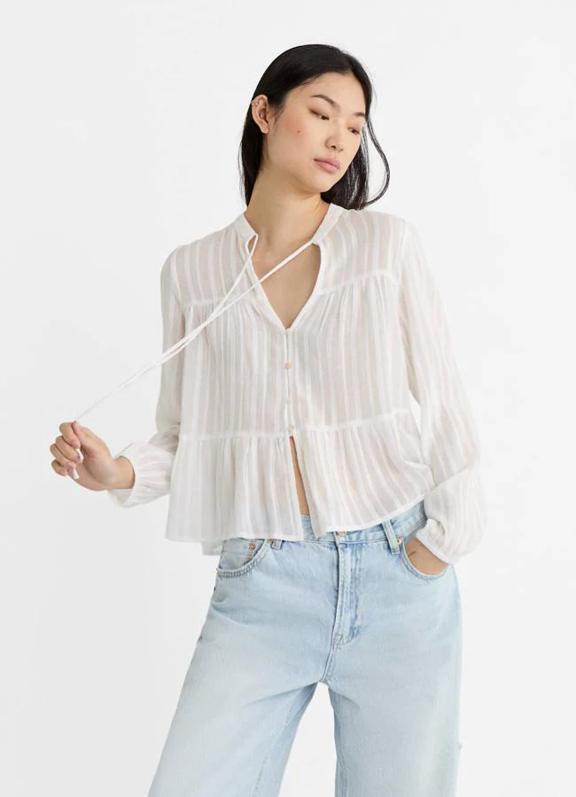 Blusa blanca estilo bohemio