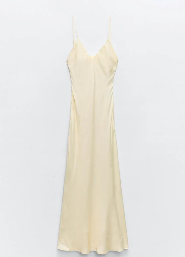 ZARA (29, 95 €). / D.R.