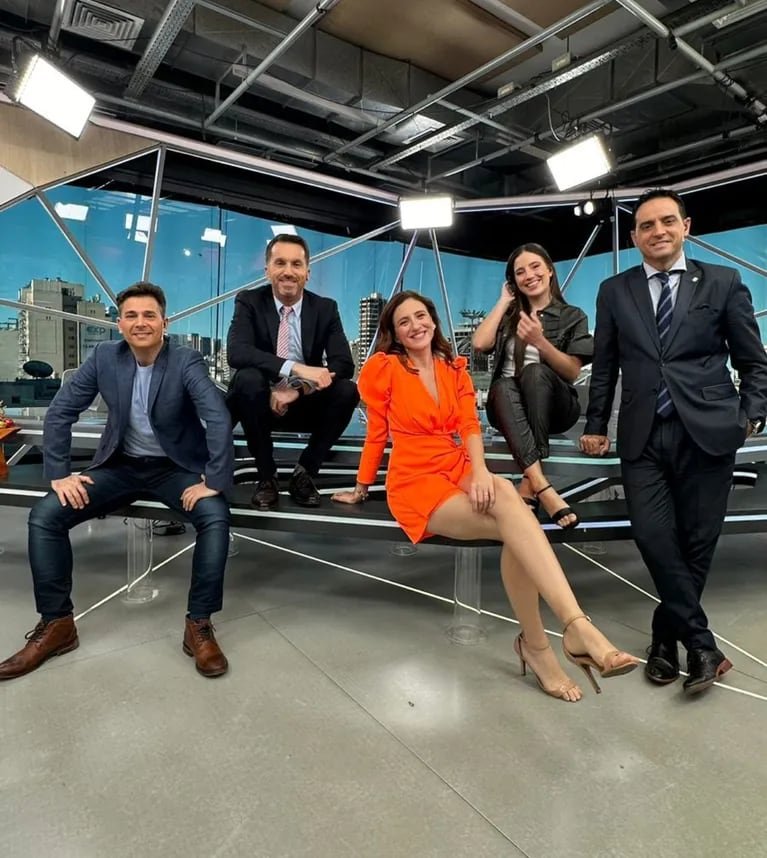 Carolina Amoroso conduce 