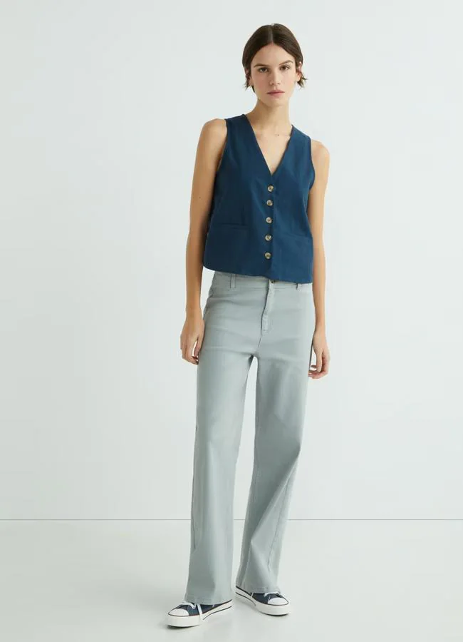 Chaleco sastre en color azul de Hipercor.