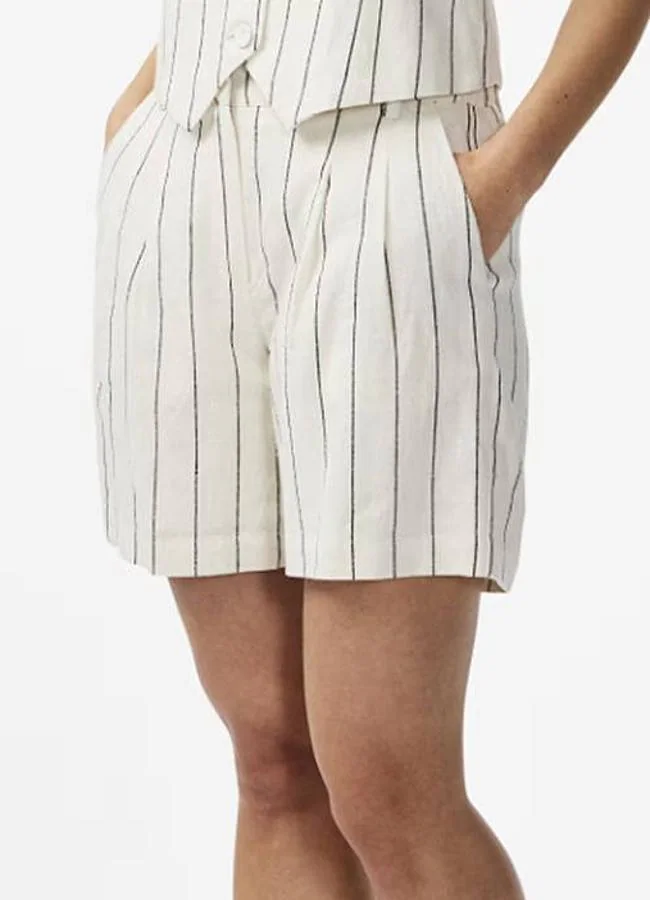 Pantalones cortos con estampado de rayas