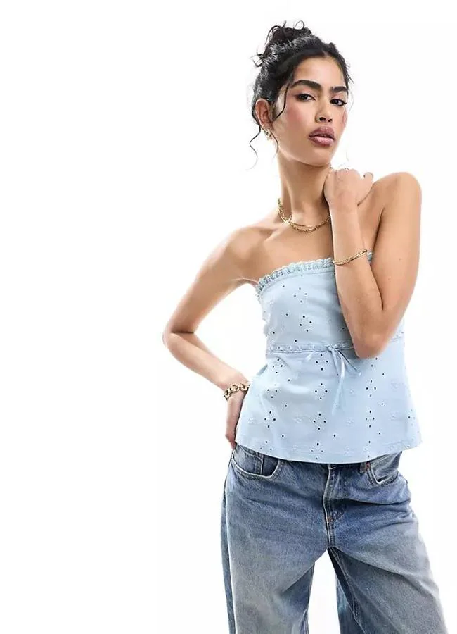 Top palabra de honor en tejido bordado inglés