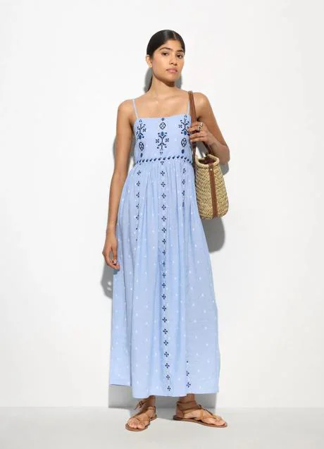 Vestido azul de Parfois (35,99 euros)