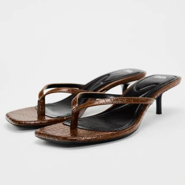 Sandalias minimal tiras (25,95€)