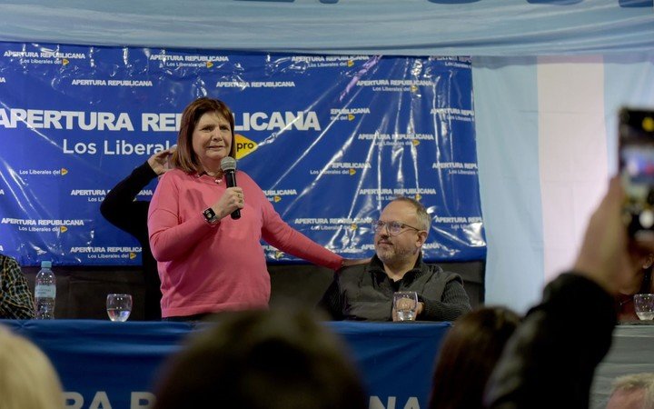 Patricia Bullrich y Diego Valenzuela, detrás de la movida en Provincia.