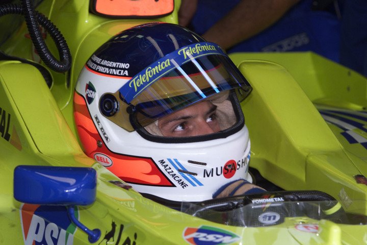 Gastón Mazzacane en el Minardi. Foto Archivo