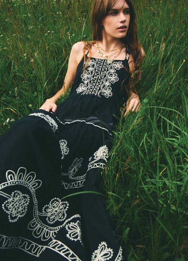 Vestido boho chic con bordados bicolor