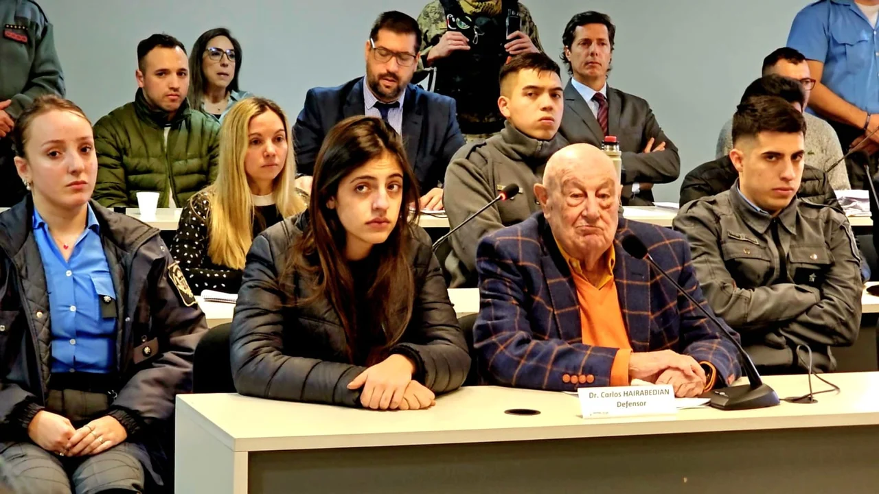 juicio por el arquitecto Reynldo Flehr by Roberto 