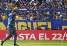 Con la paciencia del hincha colmada, Riquelme decidió estirar la agonía de Martínez en Boca: ¿hasta cuándo aguanta?