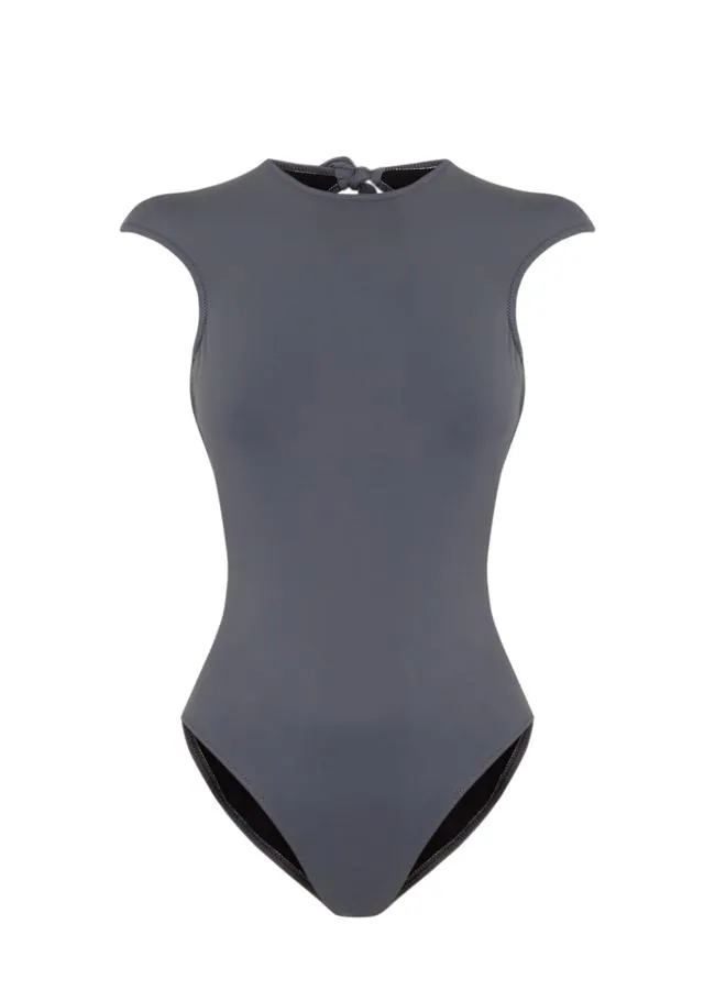 Bañador de Bo Star en gris plomo.