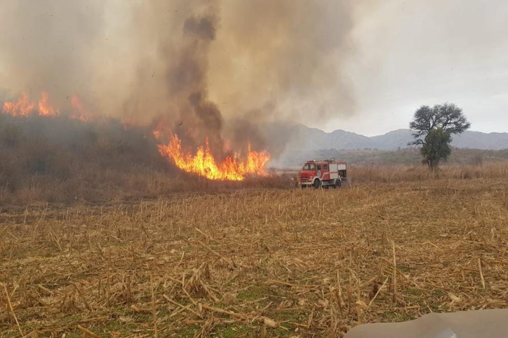 Fuego en Cosquin prensa Gobierno de Córdoba