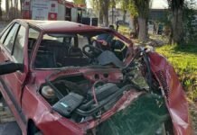 Mendoza: un joven de 28 años murió al chocar su auto contra un colectivo