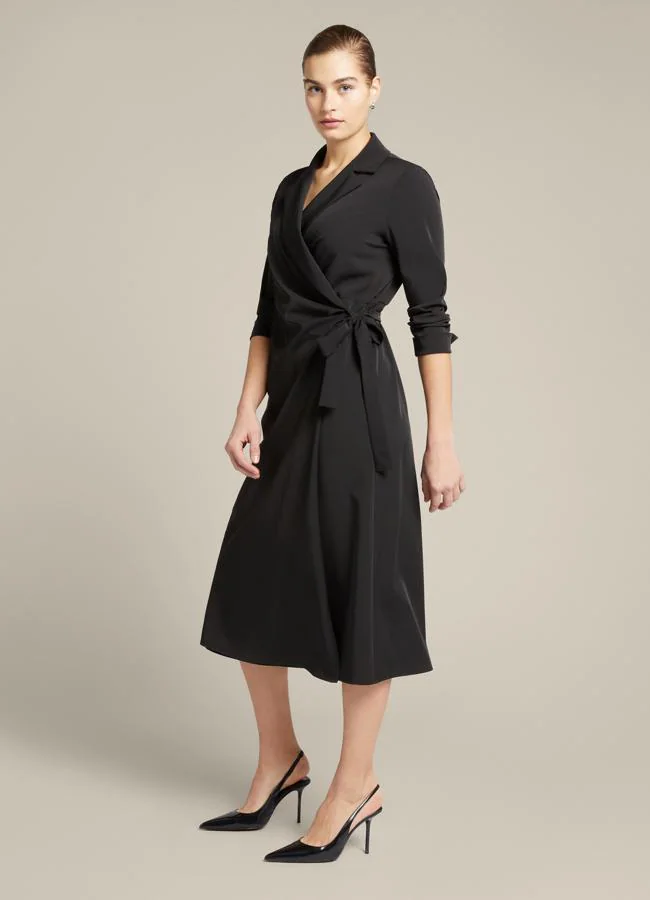 Vestido cruzado (wrap dress) de Elena Mirò, 102,90 euros.