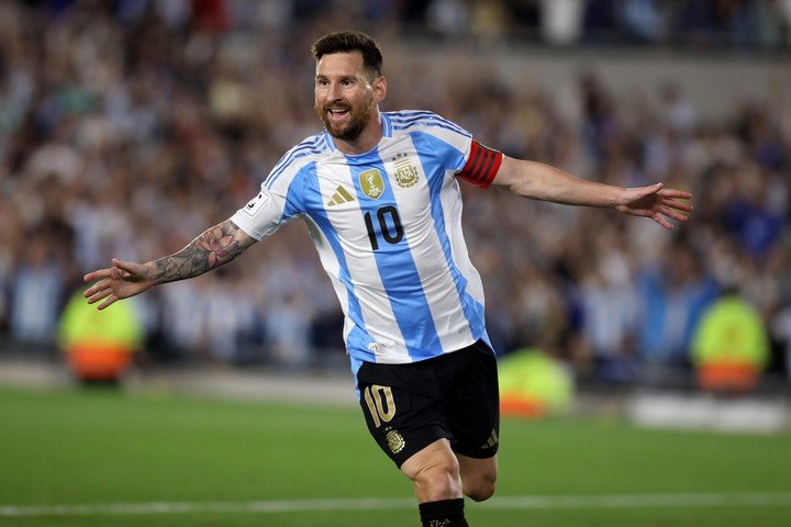 Messi tuvo una destacada actuación ante Bolivia. (Xinhua)