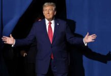 Exrival de Harris se une al Partido Republicano