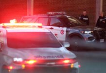 Un sintecho se postula como alcalde para una ciudad de Canadá azotada por la crisis habitacional