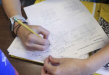 Una ciudad china pagará a las mujeres para que se casen más temprano