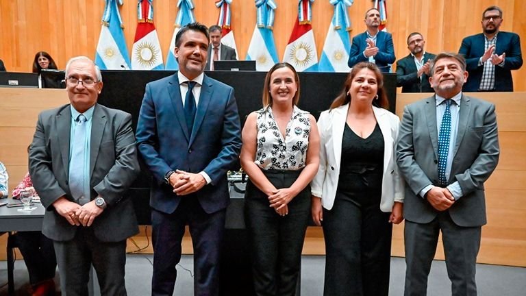 Nuevas autoridades de la provincia - Legislatura de Córdoba