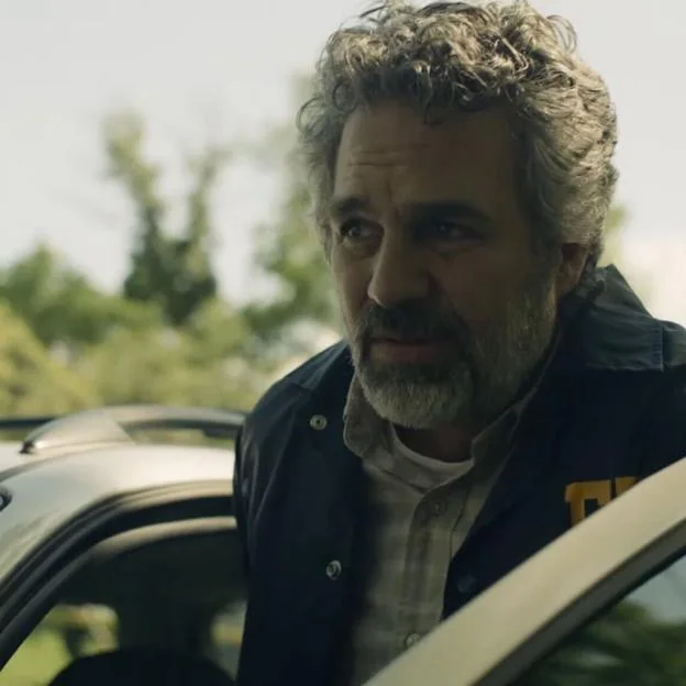 Mark Ruffalo en una imagen de la esperada miniserie del creador de Mare of Easttown.