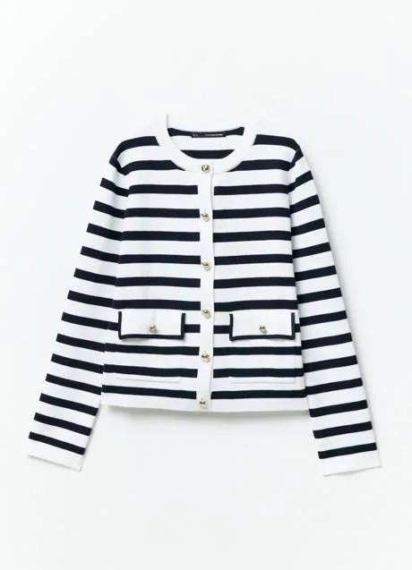 Chaqueta de rayas de Sfera (34,99 euros)