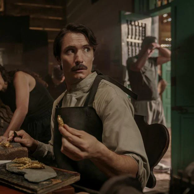 Claudio Castaño como Aureliano Buendía en una imagen de la miniserie Cien años de soledad.