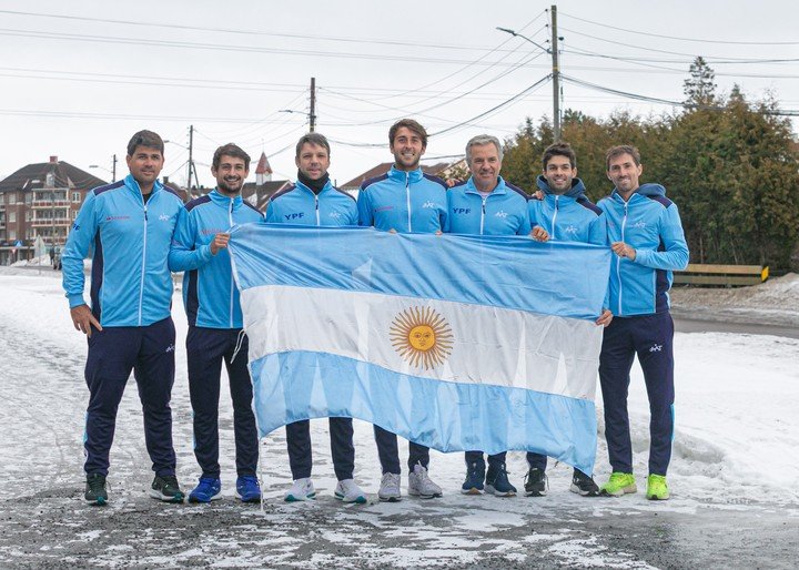 La primera imagen del equipo argentino de Copa Davis en el frío de Oslo. Foto: AAT