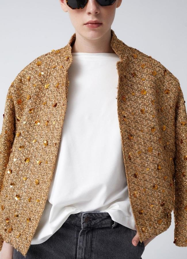 Chaqueta estilo bomber en dorado de Coosy