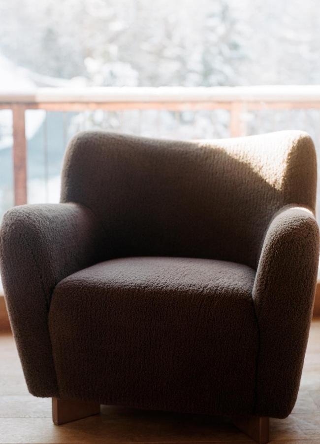 Butaca de buclé de Zara Home (359 euros).