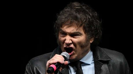 "Hice todo esto porque quería cantar": Milei presenta su nuevo libro y ofrece un 'show' musical