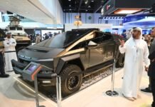 Tesla presenta su ‘Ciberbestia’ blindada para aventuras extremas (VIDEO)