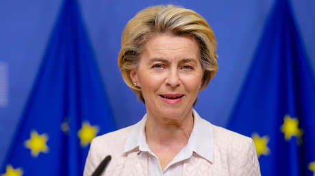 "Reina Ursula": cómo Von der Leyen usurpó el poder en Europa