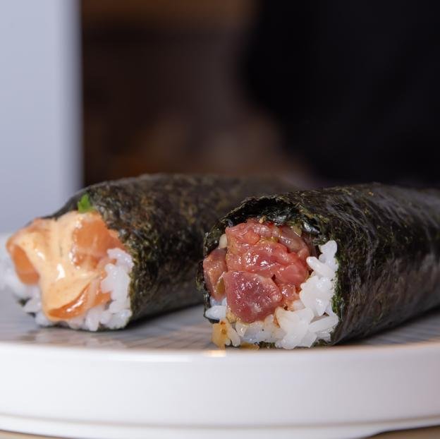 Los hand rolls de Kaito, envueltos en un alga crujiente.