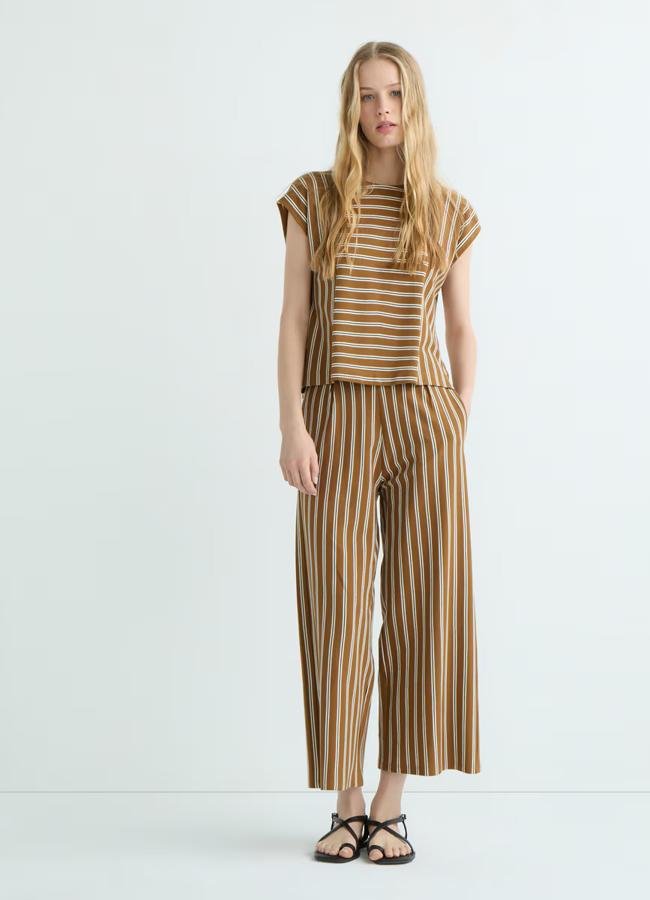 Conjunto con top y pantalón a juego de Hipercor.