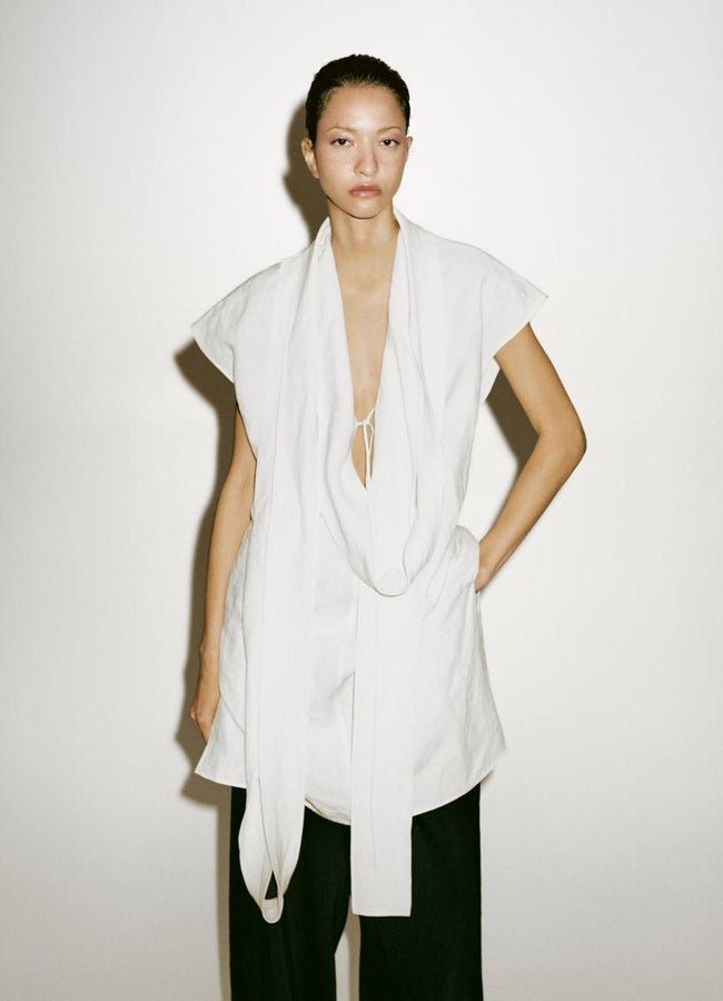 Camisa túnica de Massimo Dutti.