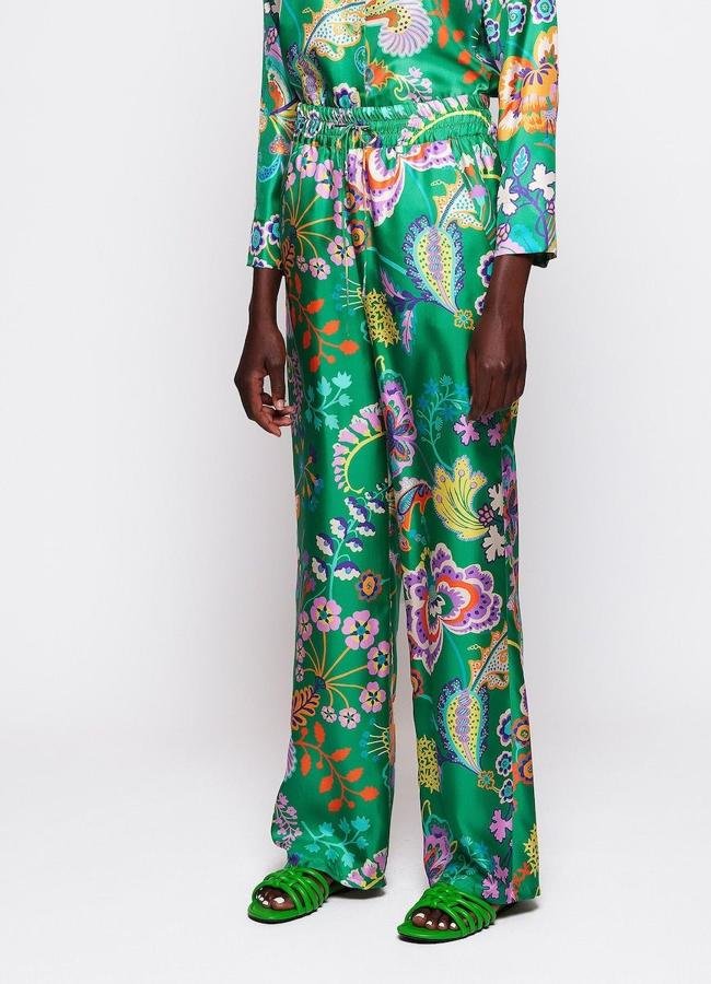 Pantalones estampados satinados