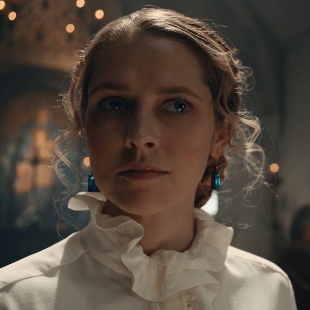 Diana tendrá que asumir que es una bruja para sobrevivir.