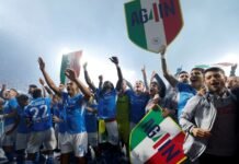Napoli gritó campeón en la Serie A y logró el cuarto Scudetto de su historia: le ganó a Cagliari y le importó poco y nada que Inter superara a Como