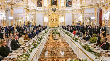 Recordar la victoria soviética por todo lo alto: Putin ofrece recepción de gala para delegaciones extranjeras