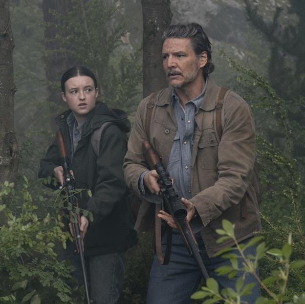 Bella Ramsey como Ellie y Pedro Pascal como Joel, en una imagen de la segunda temporada de The Last of Us.