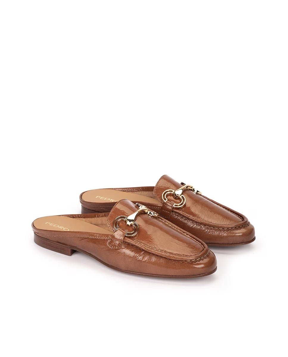 Zueco marrón de Pedro Miralles, 135 euros.