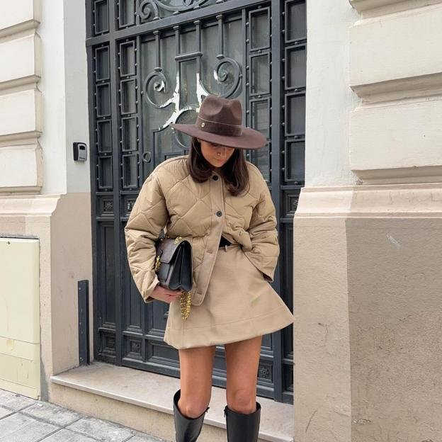 Faldas abullonadas: cómo llevar el básico más femenino sin complicarse la vida