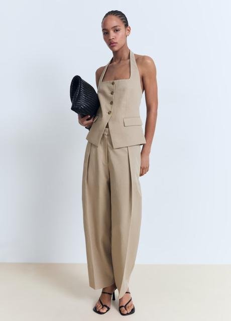 Imagen - Pantalón con pinzas de Mango (49,99 euros)