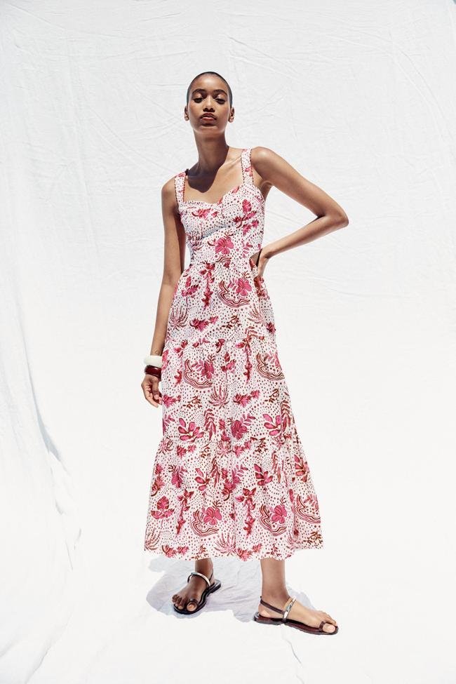 Vestido estampado de Zara (39,99 euros)