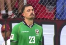 El insólito blooper del arquero de Bolivia ante Venezuela por las Eliminatorias Sudamericanas que complica seriamente su clasificación para el Mundial 2026