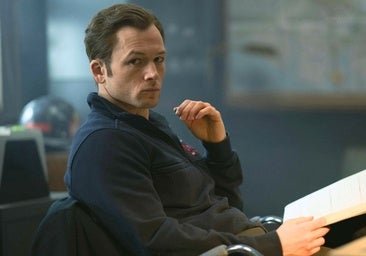 La enigmática serie de Taron Egerton basada en hechos reales que es el thriller perfecto para el fin de semana