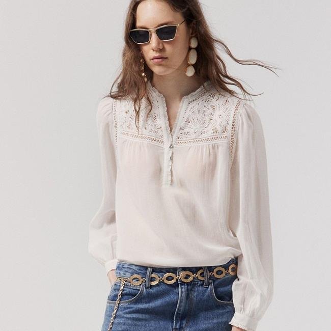 Blusa blanca con bordados