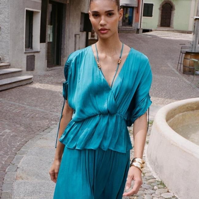 Blusa fluida satinada